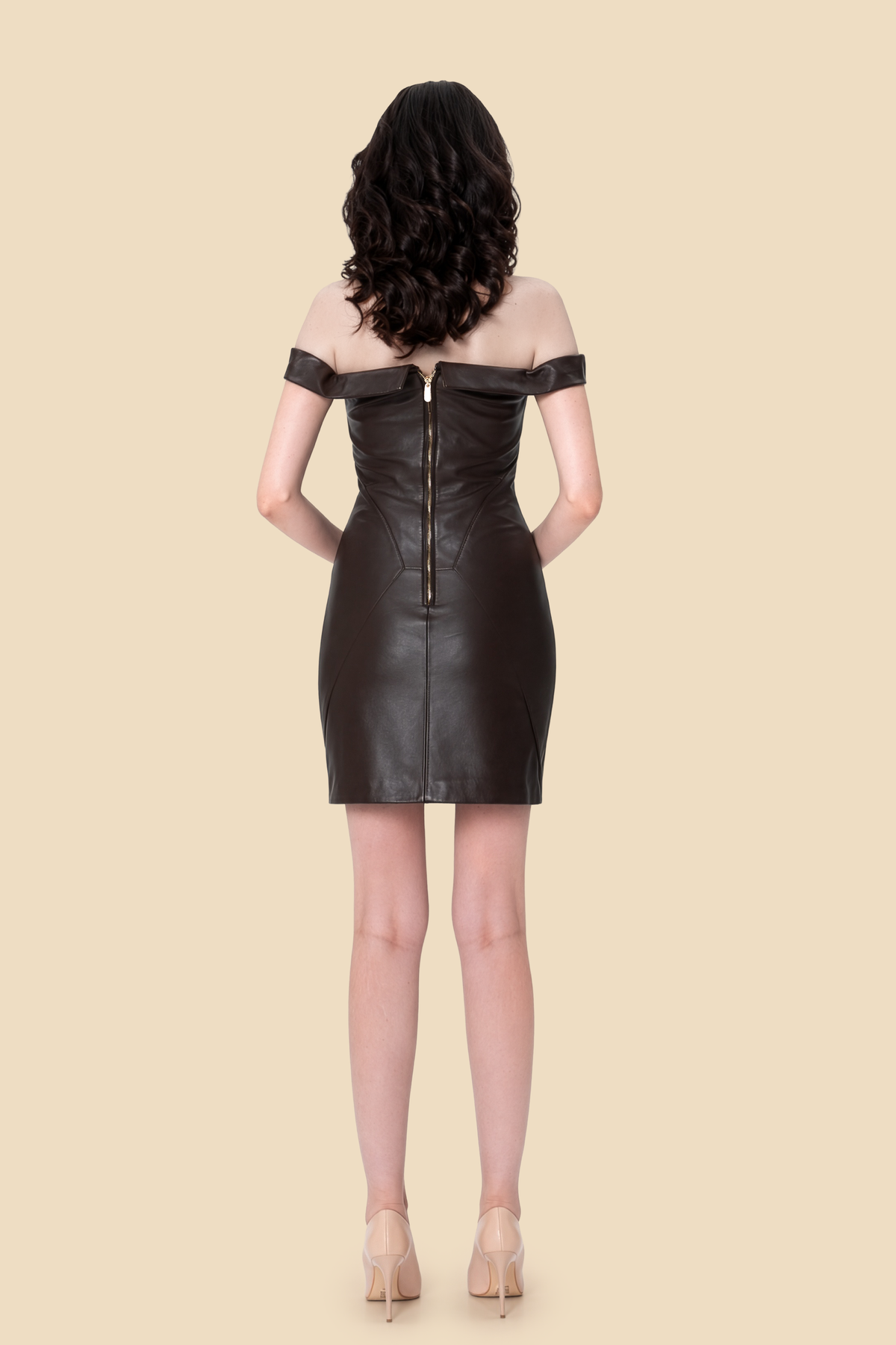 Sculpted Leather Mini by Kerime Ataker – detail 5